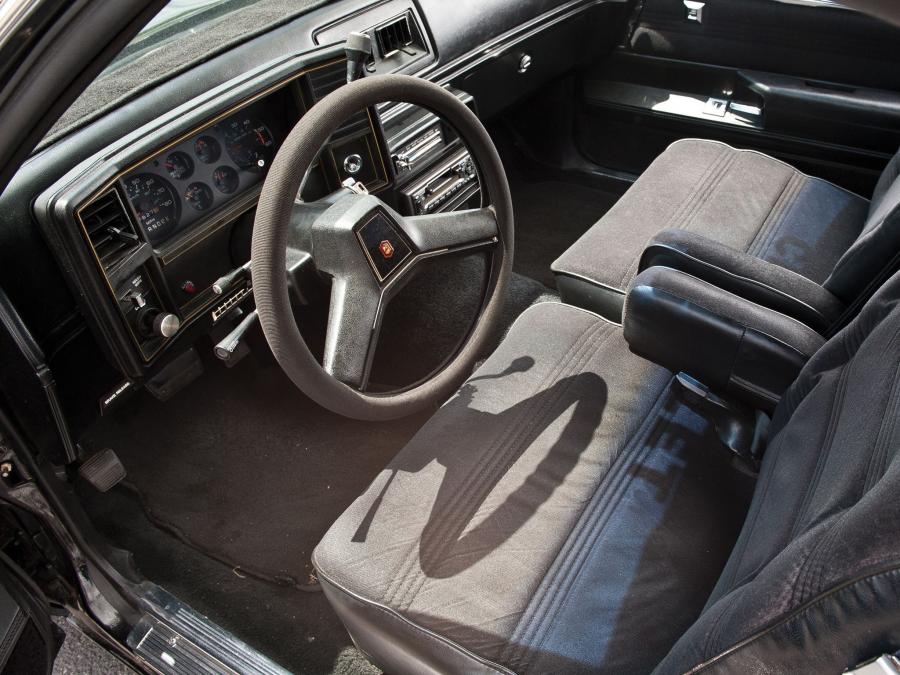 Chevrolet El Camino Black Knight 1978 года  (фото 3 из 17)